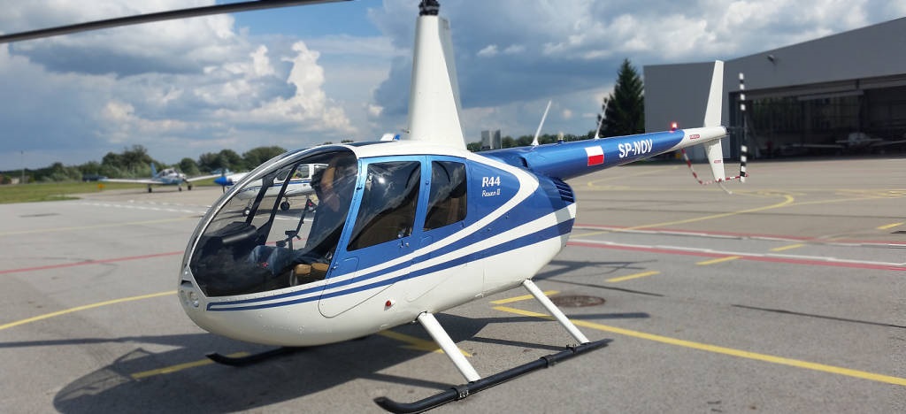 Voucher na 20-minutowy przelot helikopterem dla 2 lub 3 osób l Rzeszów