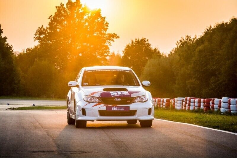 Jazda Subaru Impreza STI (10 okrążeń)
