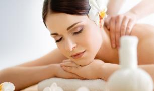 Aromatyczny masaż ciała - doskonały pomysł na urodzinowy prezent