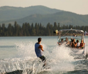 Poznaj Wakeboarding dla Przyjaciół (1 - 5 osób) | Kraków