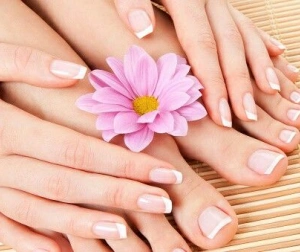 Pedicure Hybrydowy dla Przyjaciółek | Gdańsk