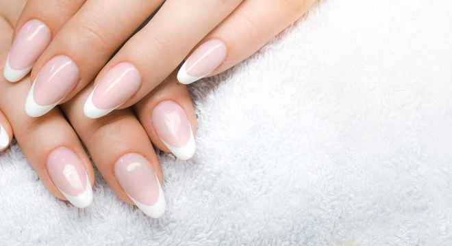 Manicure z Malowaniem French | Katowice