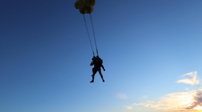 Voucher na skok spadochronowy w tandemie  | wiele opcji | Zielona Góra