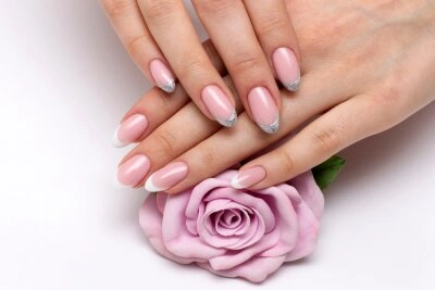 Manicure z Malowaniem French | Kraków